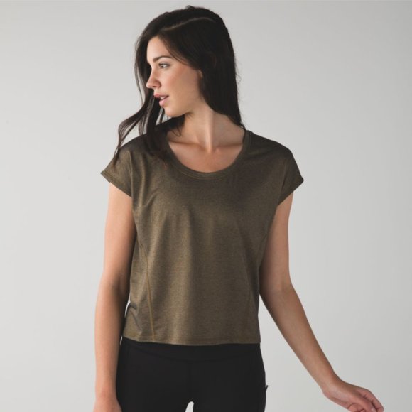 lululemon athletica Tops - Lululemon Sweaty Or Not Crop Tee Black/Gold 10
